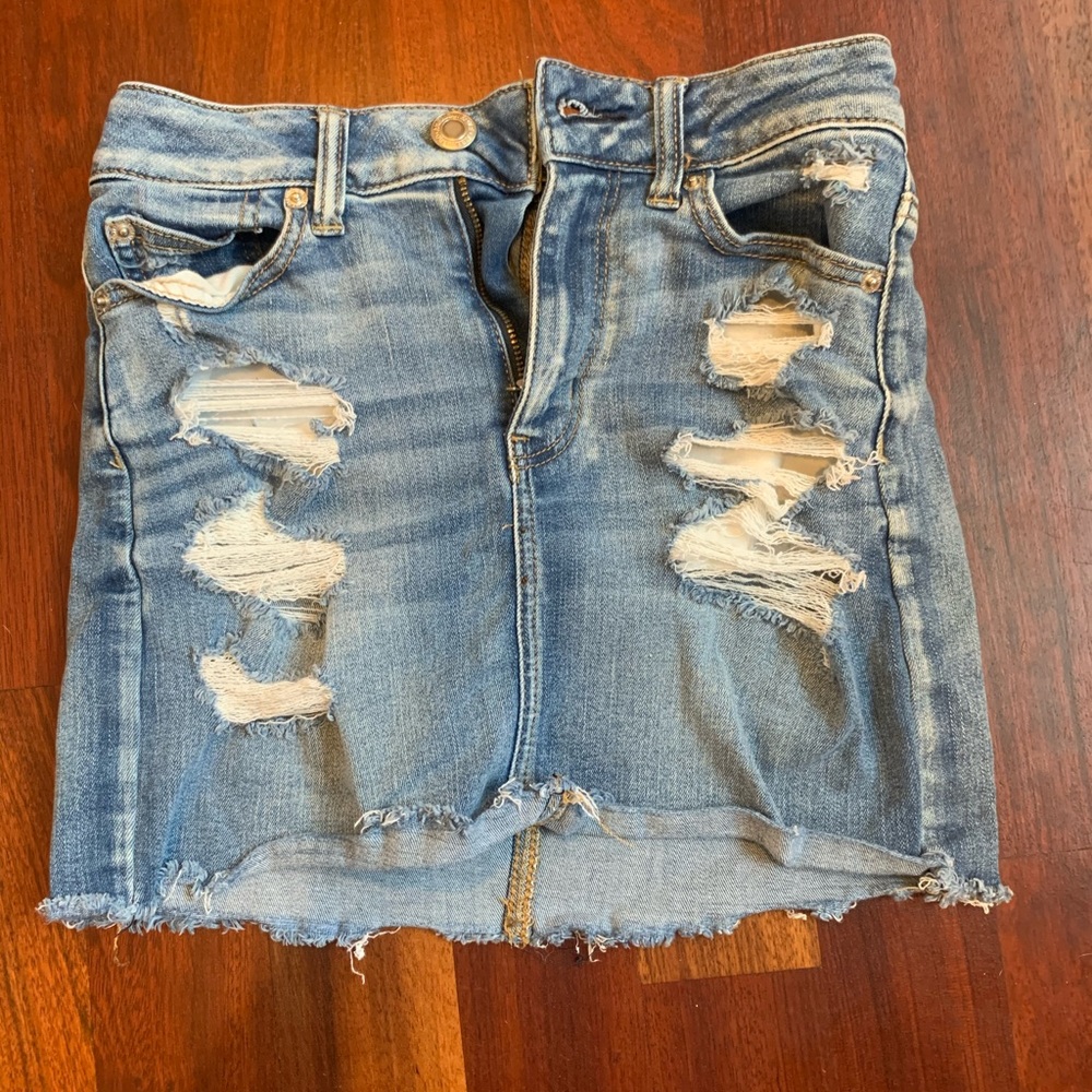 AMERICAN EAGLE denim ripped skirt